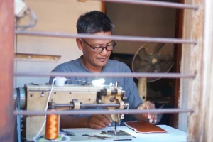 souvenir perusahaan handmade